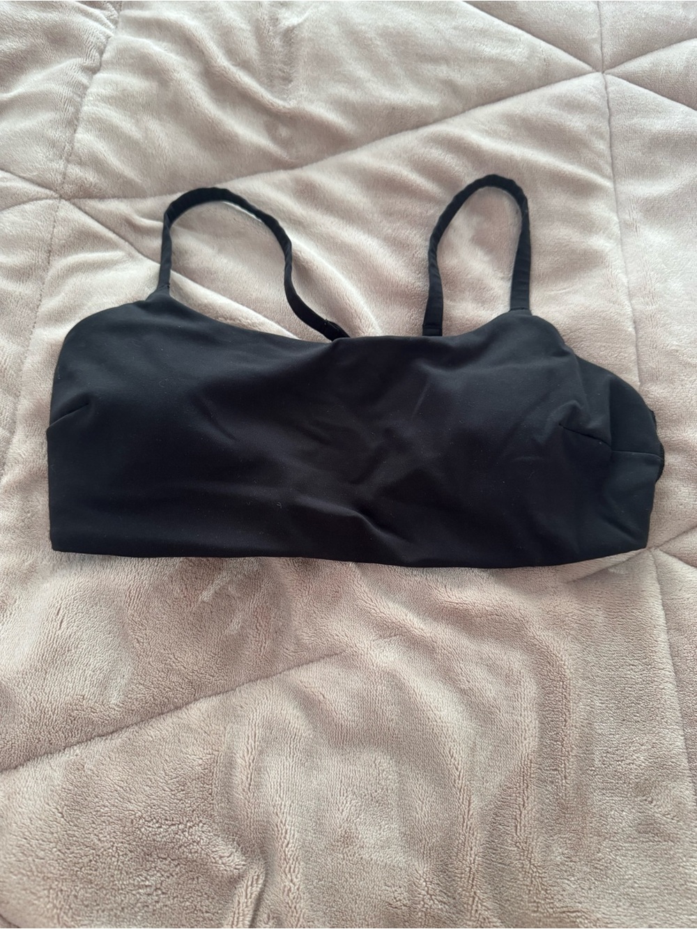 Lululemon Black Seamless Sports Bralette